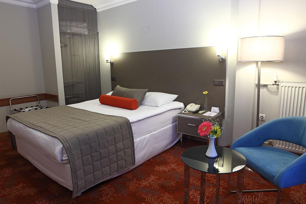 Arma Hotel Маниса Номер фото